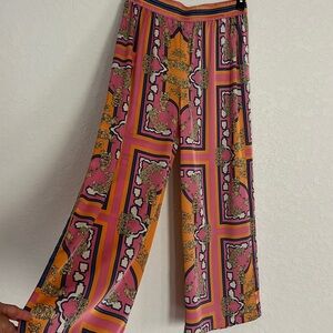 Flowy Elastic Waist Palazzo Wide Leg Pants size M